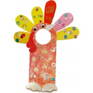 A chicken post decoration of door handle